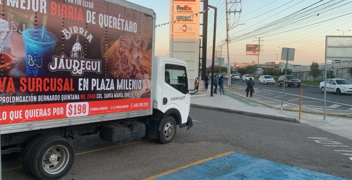 Vallas Móviles: La Publicidad que se Mueve Contigo